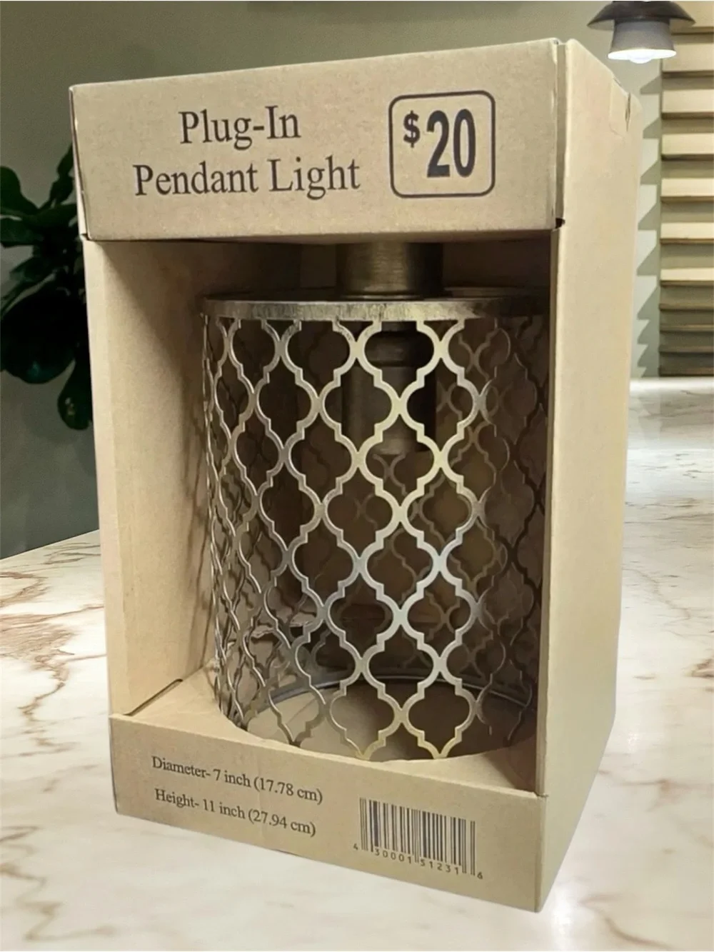 Quatrefoil Trellis Cylinder Plug In Pendant Light-NIB